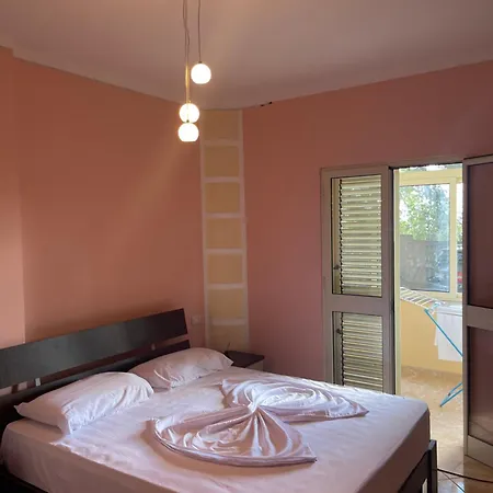 Apartment Garden Durres